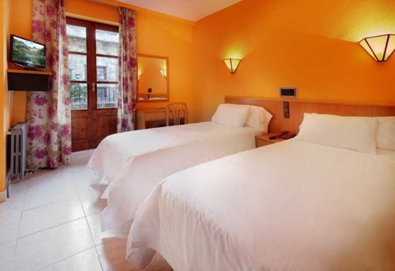 Hotel San Anton Benasque Zewnętrze zdjęcie