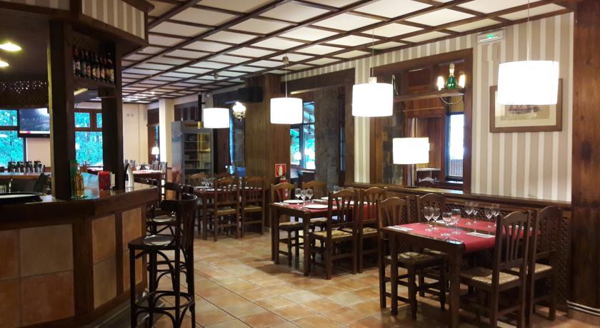 Hotel San Anton Benasque Zewnętrze zdjęcie