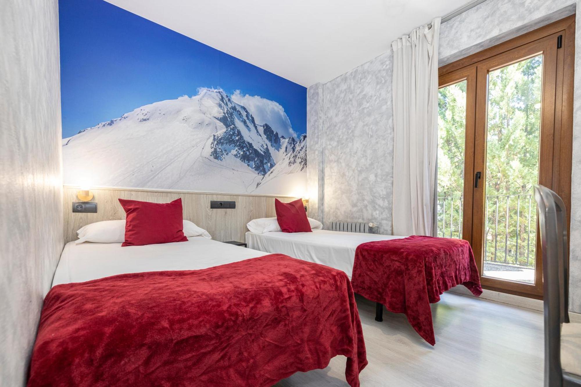 Hotel San Anton Benasque Zewnętrze zdjęcie