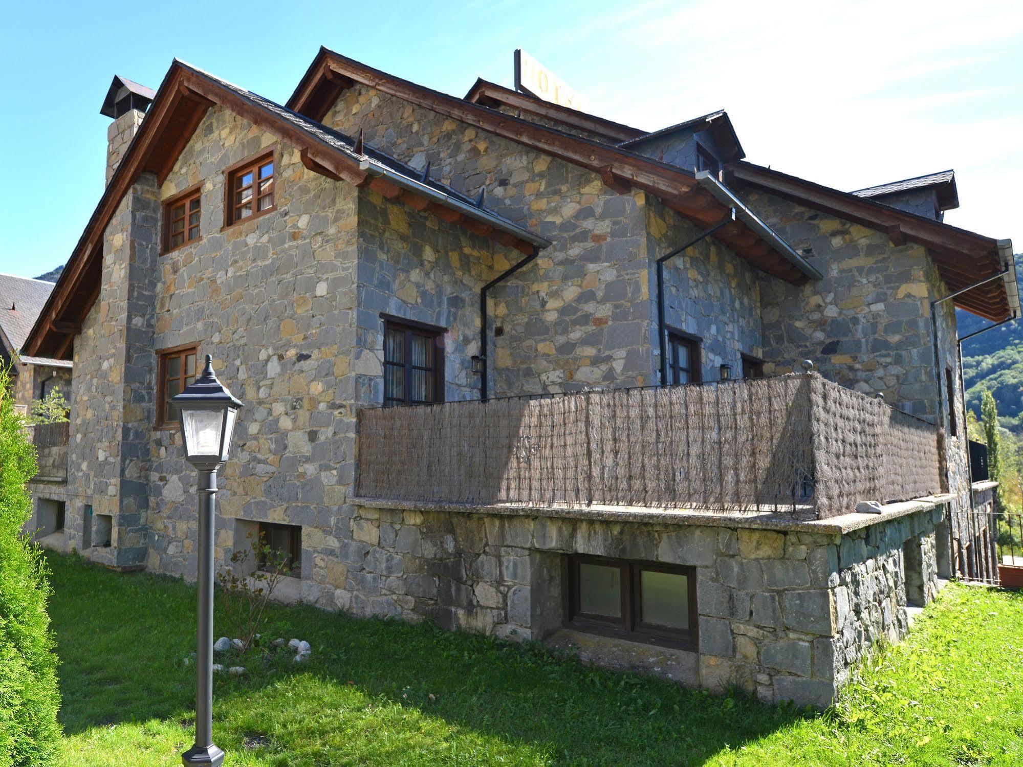 Hotel San Anton Benasque Zewnętrze zdjęcie