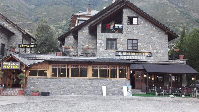 Hotel San Anton Benasque Zewnętrze zdjęcie